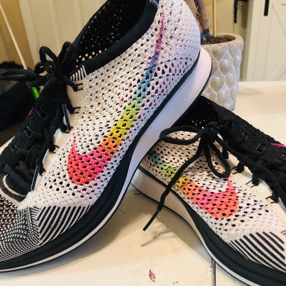 NIKE Betrue Limited Edition Shoes